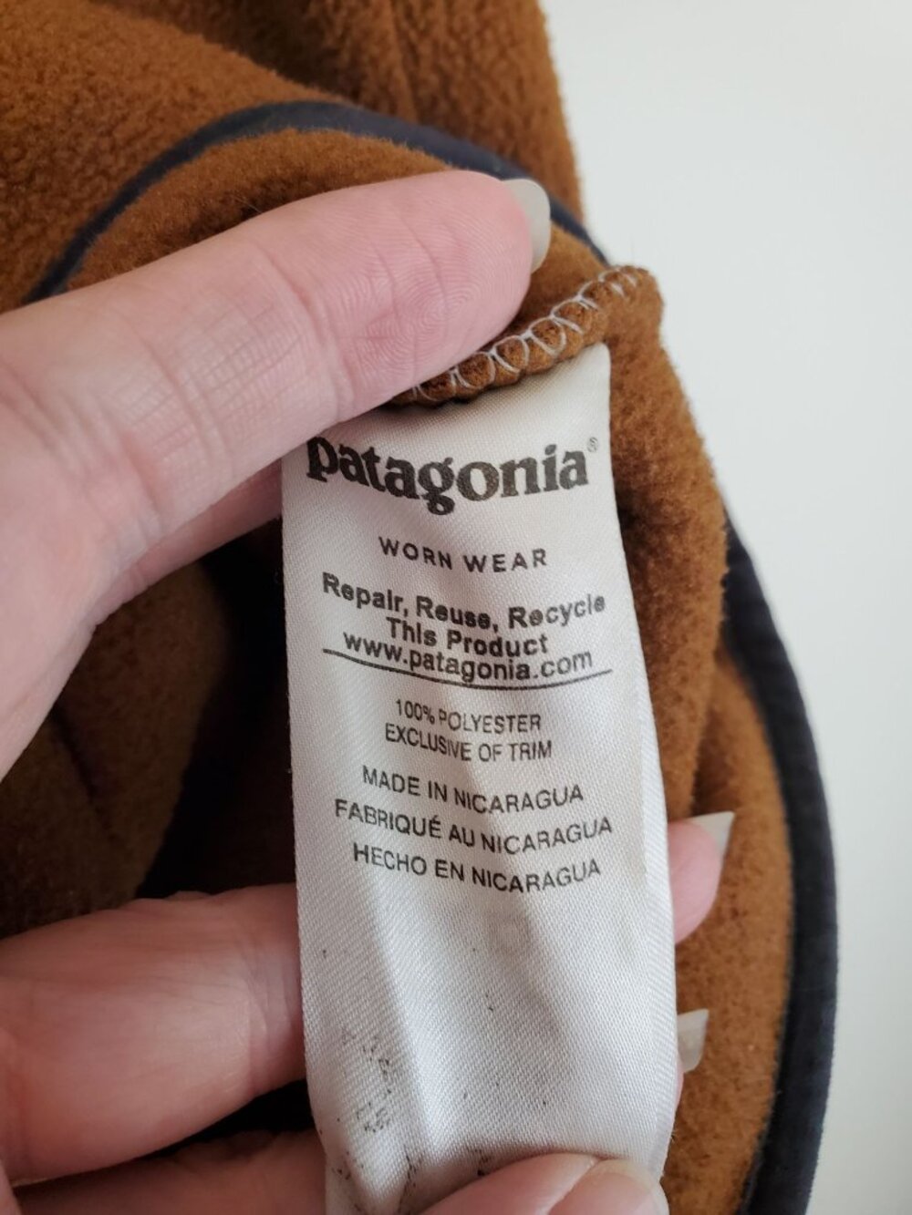 Patagonia Lightweight Synchilla Snap-T Fleece Pullover, blue and brown - Picture 4 of 7